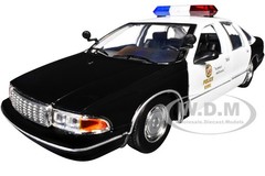 1993 CHEVROLET CAPRICE POLICE “LAPD” BLACK & WHITE 1/24 MODEL BY MOTORMAX 76635