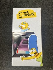 JAKKS PACIFIC THE SIMPSONS FAMILY SEDAN SET 1:24 SCALE