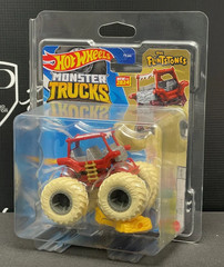 2 PACK DIAMOND PROTECTIVE CASE CLEAR PLASTIC MONSTER JAM TRUCK, HOT WHEELS, MARI
