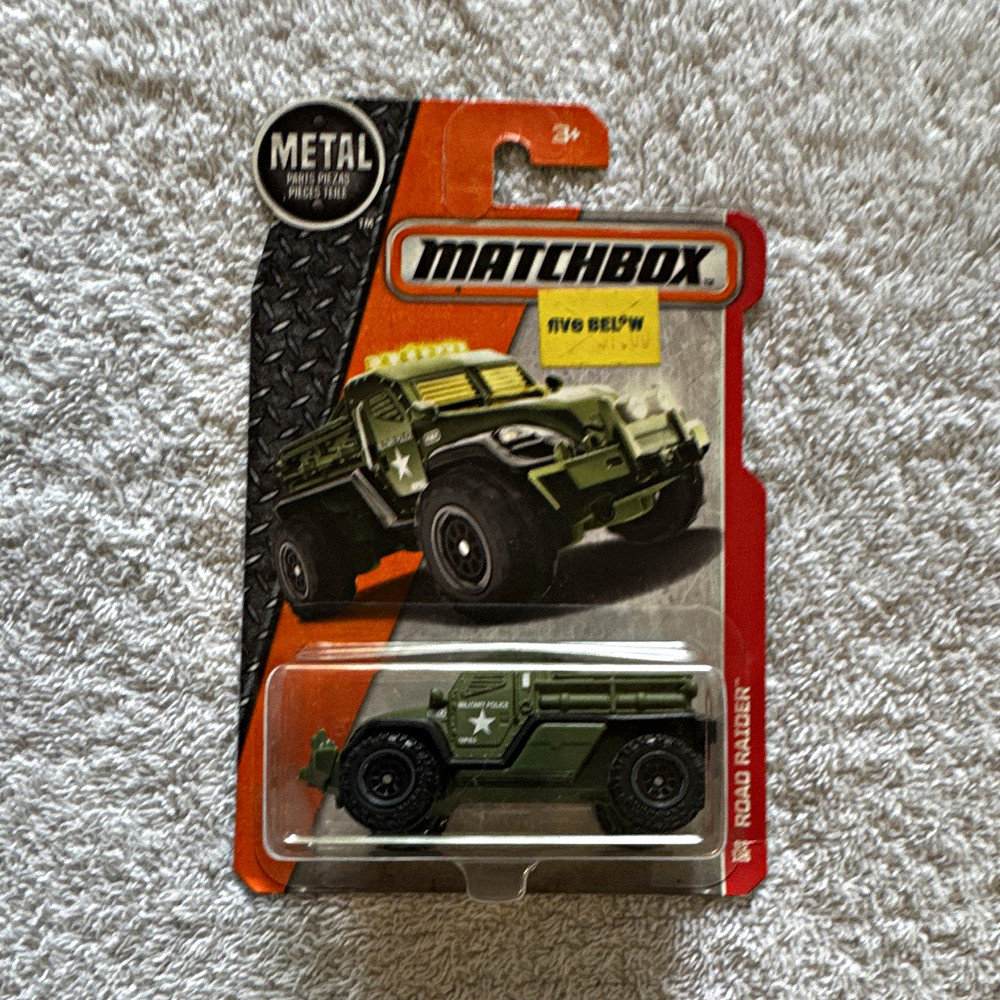Matchbox MBX Heroic Rescue Road Raider 1:64 Diecast Metal Car Green Black