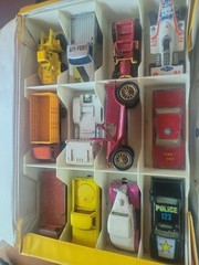 Hot Wheels Carrier With Assorted Unknown Cars