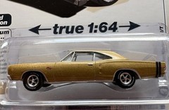 1/64 Auto World 1968 Dodge Coronet R/T Hardtop (Medium Gold). NIP.