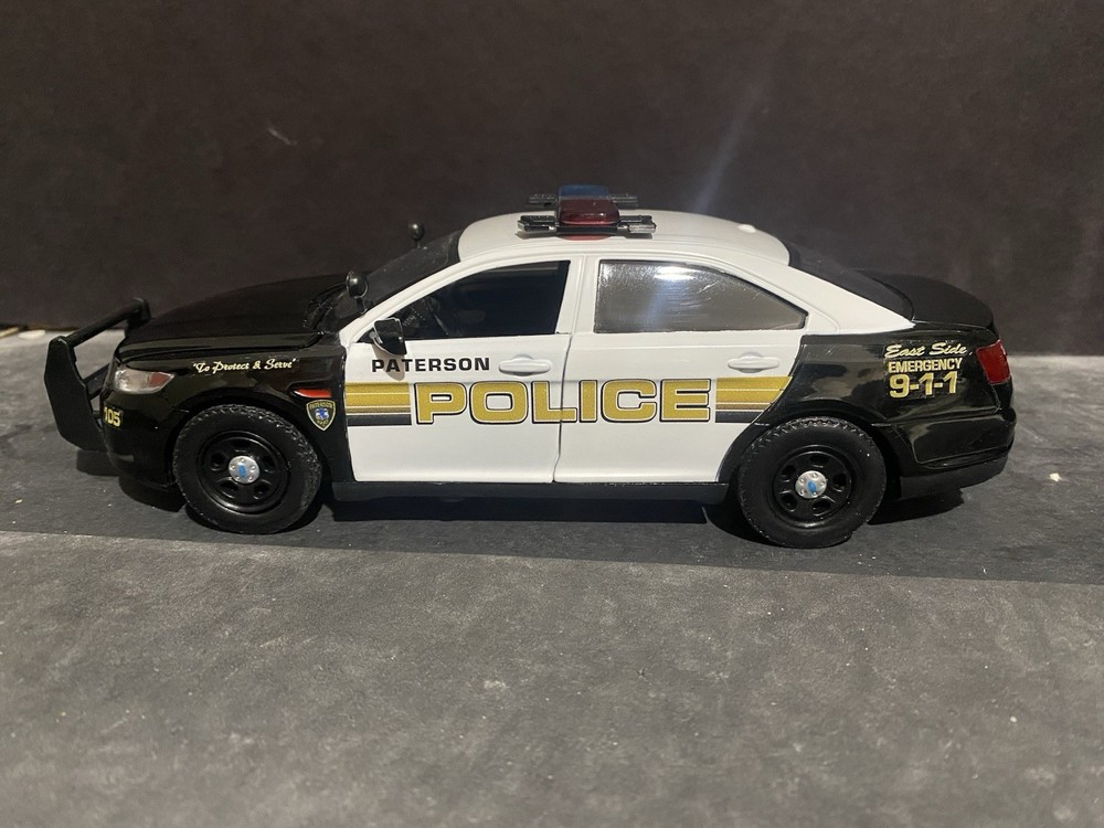 Paterson Police NJ 1:24 Scale 2013 Ford Taurus Police Interceptor Die-cast Model