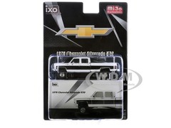 1978 CHEVROLET SIVERADO K30 PICKUP WHITE & BLACK 1/64 MODEL BY IXO IAPR1012