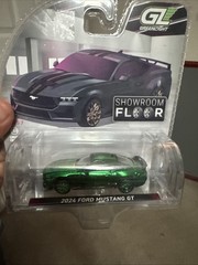 Greenlight Showroom Floor Series 7 2024 Ford Mustang GT Green Chrome Chase