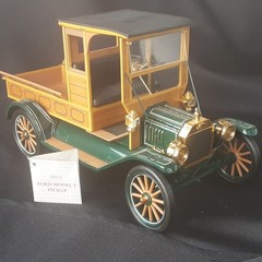 Franklin Mint Precision Models 1:16 1913 Ford Model T Pickup Diecast Green