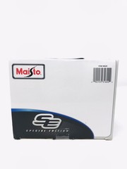 Maisto 31684 1967 Chevrolet Camaro SS 396 Convertible Diecast Car 1/18