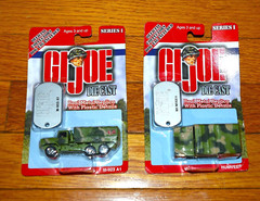 Lot 2 Maisto GI Joe Series 1 Metal General Dynamics Military Pumper Tan Dog Tag