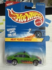 Hot Wheels Heat Fleet Series Police Cruiser #537 MIP