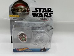 Hot Wheels® Star Wars Character Car – Mandalorian The Child™ The Force™