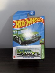 Hot Wheels HW Slammed Volvo 240 Drift Wagon (HW5)