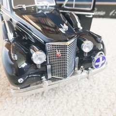 Precision Miniatures 1938 Cadillac Town Car Hearse 1:18 Black DIECAST Metal READ