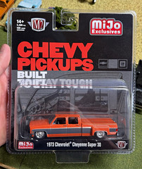 M2 Machines 1973 Chevrolet Cheyenne Super 30 MiJo Exclusive 1:64 Pickup