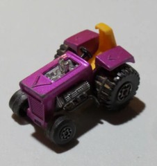 Matchbox Mod Tractor MB25 Metallic Pink 1972 England Missing Pipes 1:52 9984