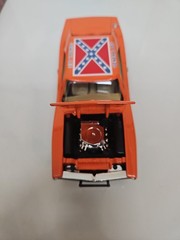 Dukes of Hazzard JOYRIDE 1:25 Scale General Lee. 1969 Dodge Charger. NIB