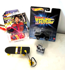 BACK TO THE FUTURE MARTY MC FLY HOVERBOARD package deal doc transmitter miniatur