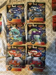 DISNEY PIXAR CARS 1/64 PLASTIC 2026 RACE TO CELEBRATE LIGHT UP 6 CAR SET NEW!