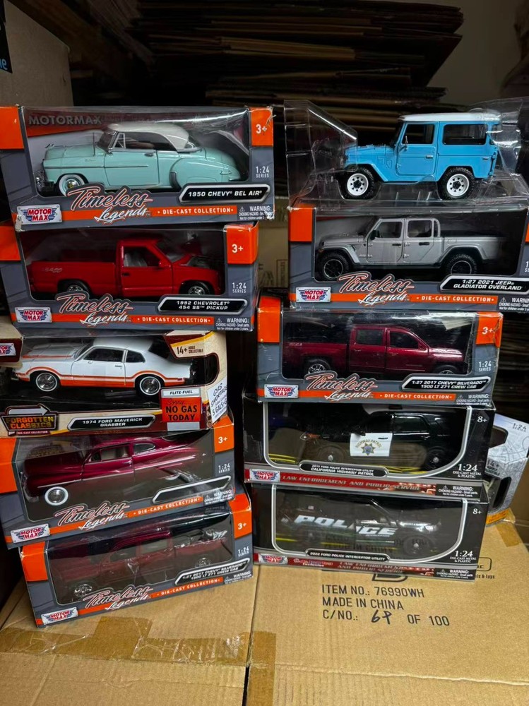 15 Damaged diecast cars 1/24 scale Motormax/Maisto/JADA/BBurago/Welly – LOT SALE