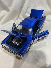 1:24 Jada 1970 Plymouth Road Runner Mint Condition. Loose No Box. Look Pictures