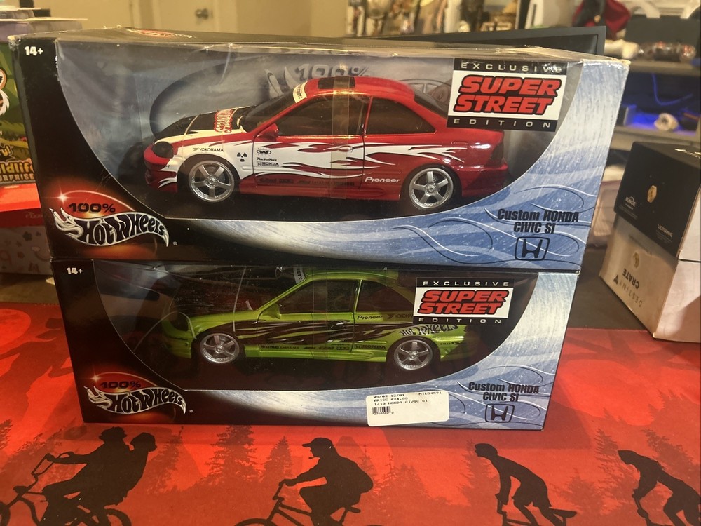 Honda Civic SI Super Street Custom Green Hot Wheels Green & Red Set