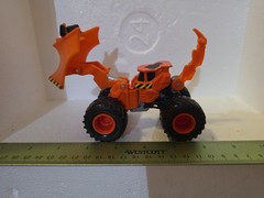 Monster Jam Dirt Squad Wedge Monster Truck Spin Master Orange Articulated 1:64