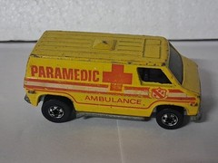 Vintage 1974 Hot Wheels Paramedic Ambulance Super Van Yellow Hong Kong