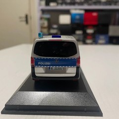 1:43 Norev Mercedes BENZ VITO VAN 2015 W447 Polizei Diecast Model