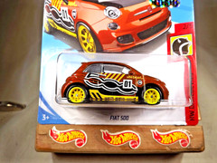 2018 Hot Wheels Super Treasure Hunt HW Daredevils 2/5 FIAT 500 Brown w/RR 10 Sp