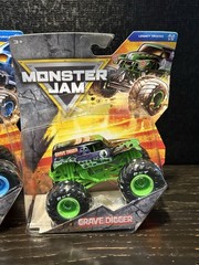 Monster Jam Trucks Lot Of 5 Brand New ( Grave Digger)