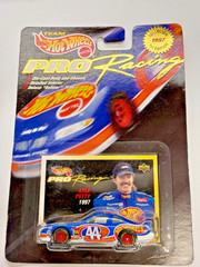 1997 Hot Wheels Pro Racing 44 Kyle Petty
