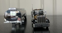 1/64 DCP Altom Peterbilt 379 Day Cab Tanker