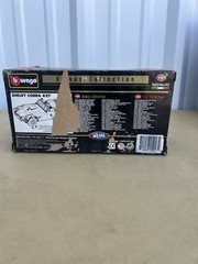 Bburago 1/24 Scale 1965 Shelby Cobra 427 Blue With White Stripes