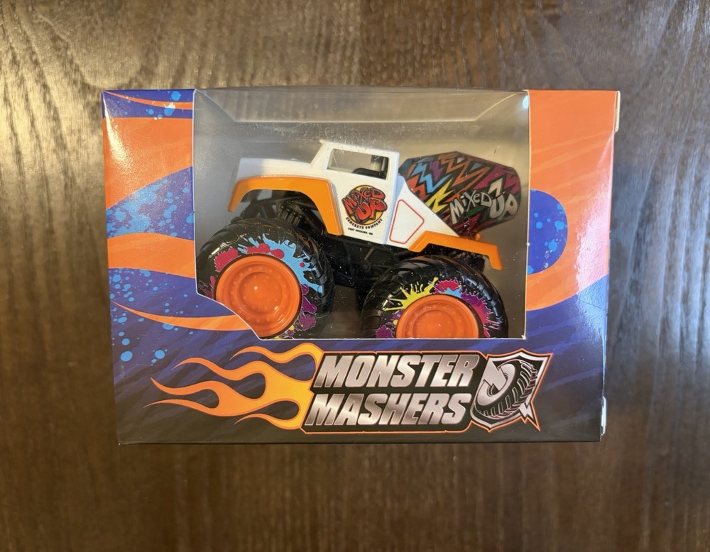 MIXED UP MONSTER MASHERS MONSTER JAM TRUCK SPIN MASTER MACHINES NOT IN STORE