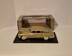 Road Legends 1948 Tucker 1:18 Scale Gold Diecast