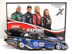 LIONEL RACING – ROBERT HIGHT AAA AUTO CLUB – 2014 FORD MUSTANG FUNNY CAR 1/24