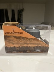 Jada Nano Scene Die-cast Yellowstone Dutton Ranch With Truck & Trailer Brand New