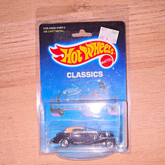 Hot Wheels Classics 1:64 Mercedes-Benz 540K Black/Tan Diecast Unopened Box