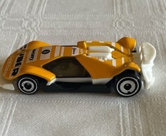 Lot Of 2 Mattel Hot Wheels Cars Cyber Speeders 2017 Blue And Yellow GUC