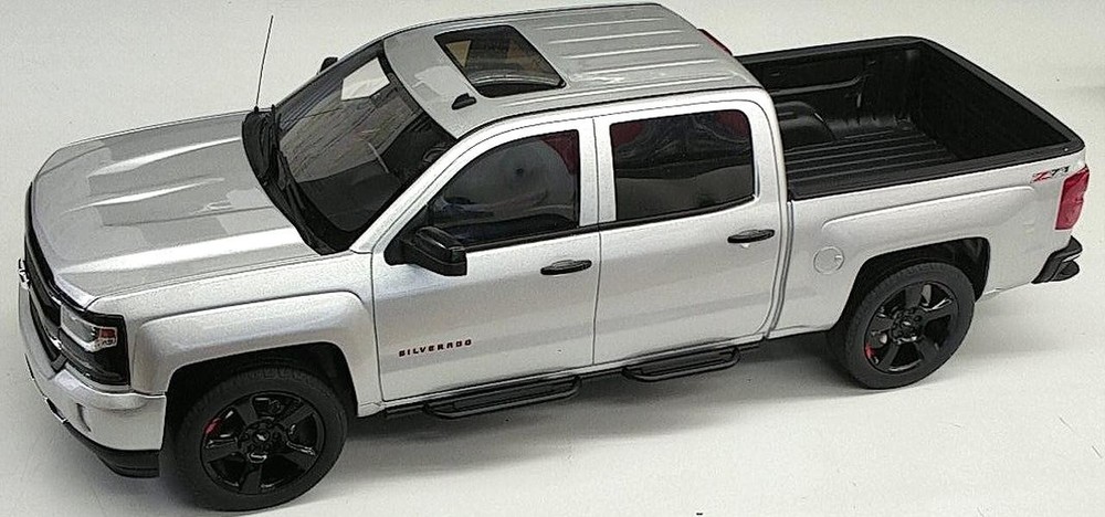 GT Spirit 1/18 Chevrolet Silverado Redline Edition 2018 Resin Model GT785