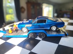 Greenlight 1/64 All Terrain Blue &White 88 Ford F-150 XLT & 66 M2 Ford Mustang