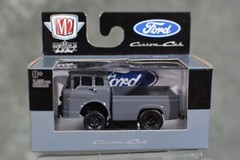 M2 Machines 1:64 Premium Diecast 1970 Ford C-600 Pickup Truck Custom Cab Gray