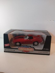 Ertl American Muscle Rare Red 1967 Chevy Corvette L-88 Die Cast 1:18 Scale
