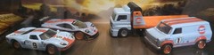 Hot Wheels Premium Gulf Collector Display Set McLaren F1 GTR GT40 Supervan