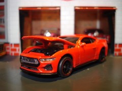 2024 MUSTANG GT COUPE CUSTOM EDITION 1/64 MB CUSTOM WHEELS BRIGHT RED COOL!