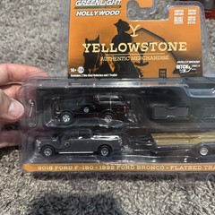 GREENLIGHT 1:64 2018 YELLOWSTONE 3PC SET Hollywood Hitch Plus 2013 ram 1500!