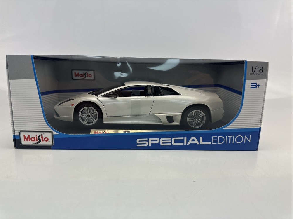 Maisto Special Edition Lamborghini Murcielago LP640 1:18 Die-cast Pearl White