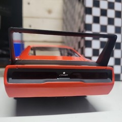 Greenlight Artisan Custom 1969 Dodge Charger Daytona Orange 1:18