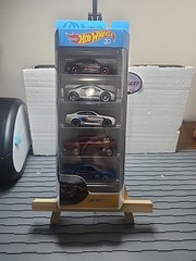 Mattel Hot Wheels 1:64 HW Car Meet 5 Pack 2017 New Never Opened SHIPPED IN BOX