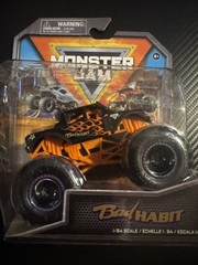2023 SPIN MASTER MONSTER JAM 1/64 SERIES 33 BAD HABIT MONSTER TRUCK