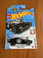 Hot Wheels Mattel Games Magic 8 Ball Rodger Dodger “Signs Point To Yes” Variant